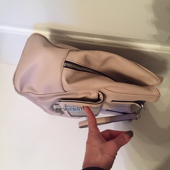 CALVIN KLEIN BAG SHOULDER PINK MATTE SILVER TONE HARDWARE 2 STRAP BARBIECORE - Picture 5 of 8